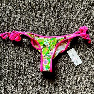 Chynna dolls classic cheeky scrunch bottom bikini